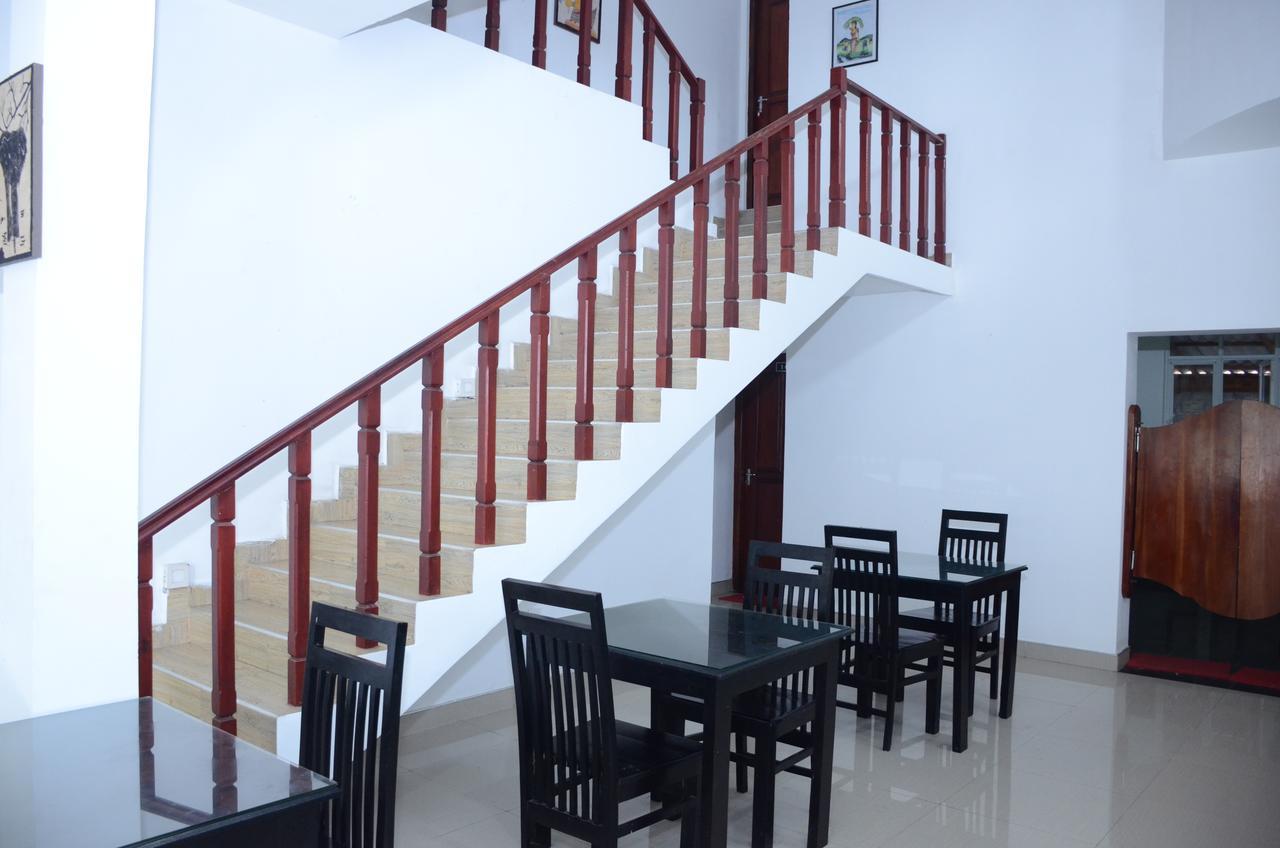 Yoho Beach Glory Hotel Negombo Eksteriør billede