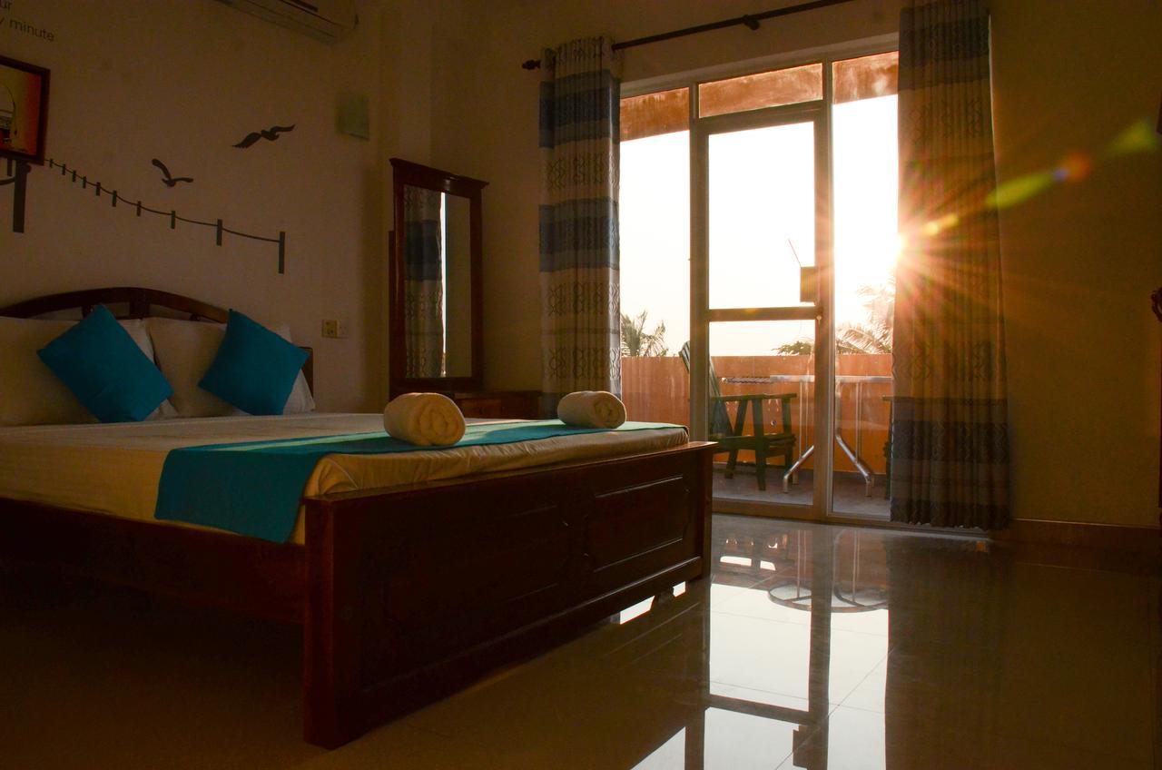 Yoho Beach Glory Hotel Negombo Eksteriør billede