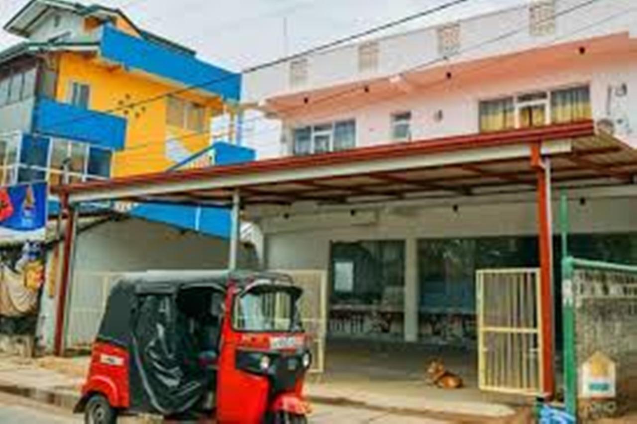 Yoho Beach Glory Hotel Negombo Eksteriør billede